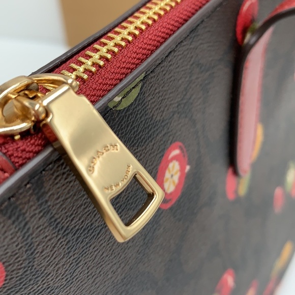 NWT COACH Zip Top Tote In Signature Canvas With Ornament Print Brown /Black Mult - Picture 12 of 16